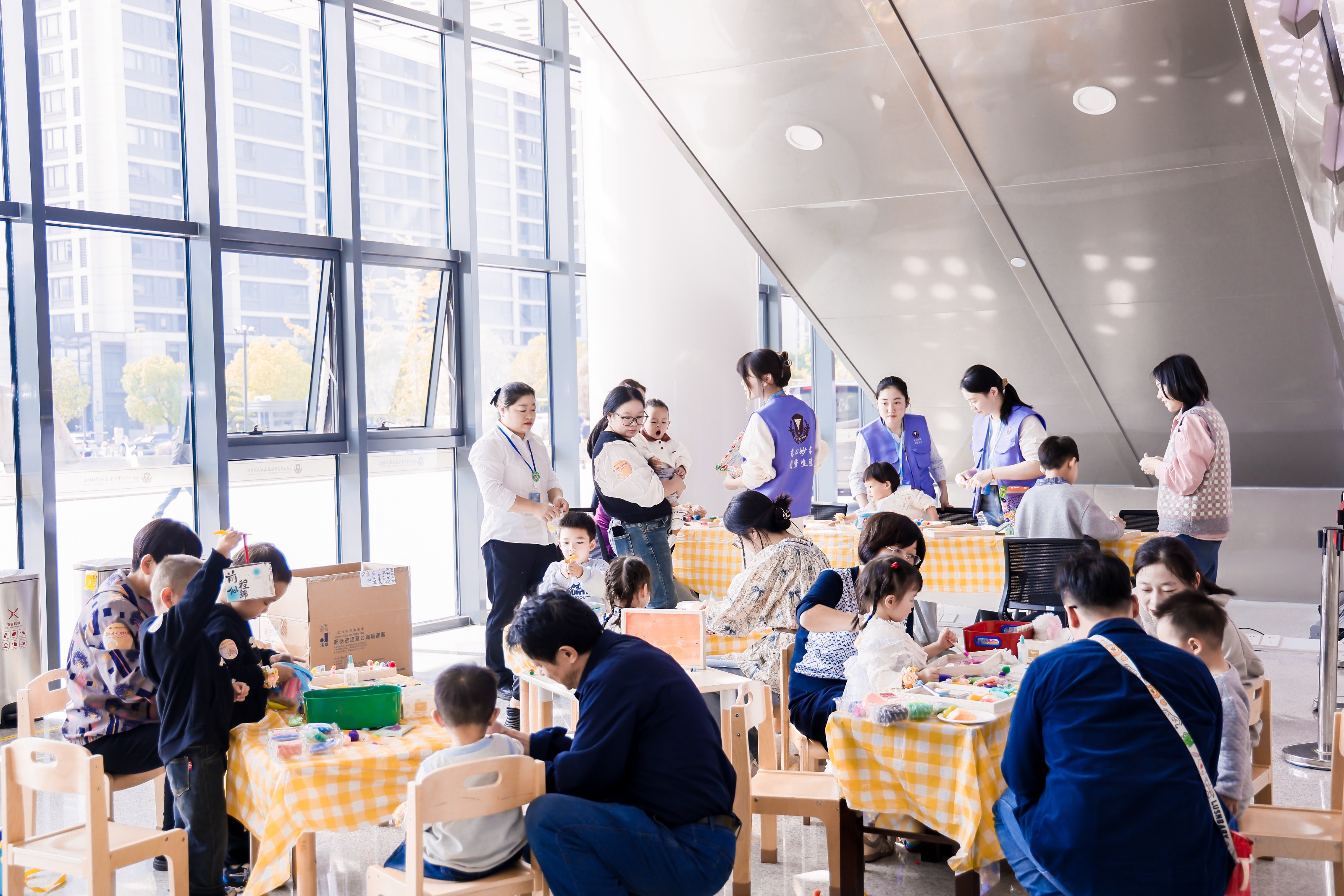 亲子活动(看是否需要打码).jpg 亲子活动(看是否需要打码).jpg