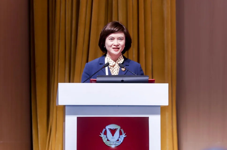 张丹.jpg 张丹.jpg