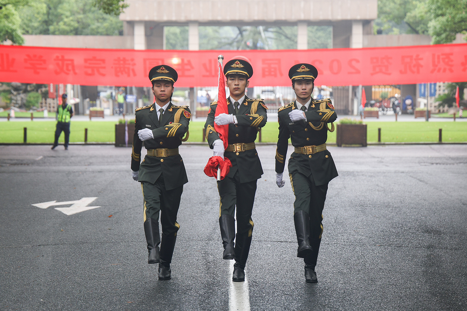 3-1升旗.jpg